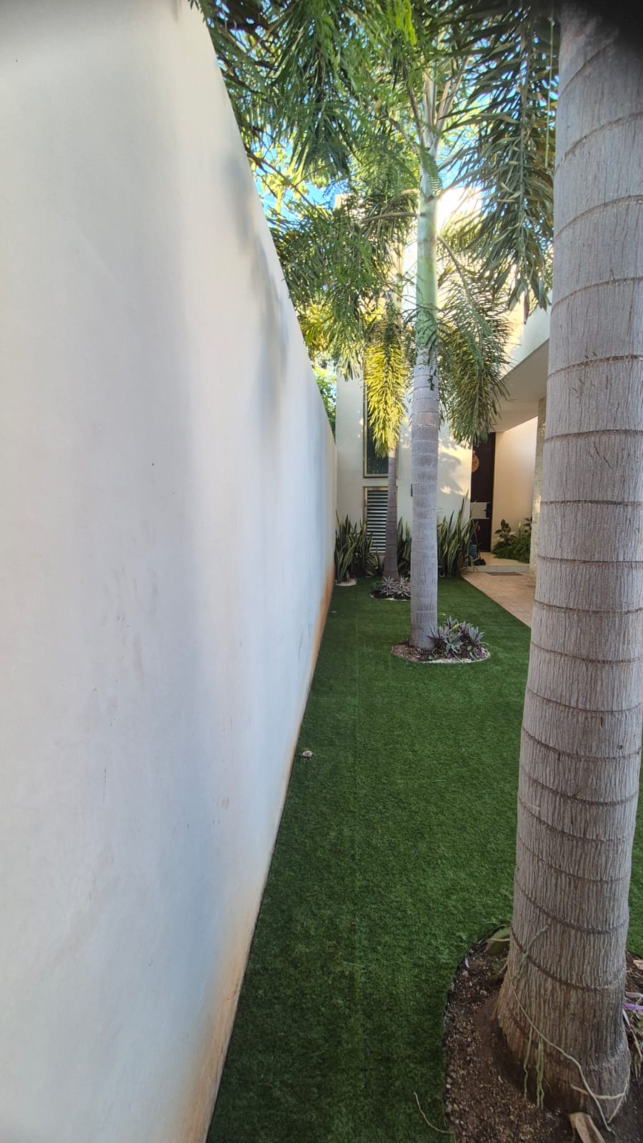 pasto sintético de 20 mm con instalación